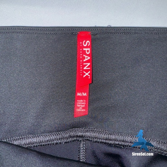 1081 SPANX Faux Leather Leggings - Size M - Black - Picture 9 of 14